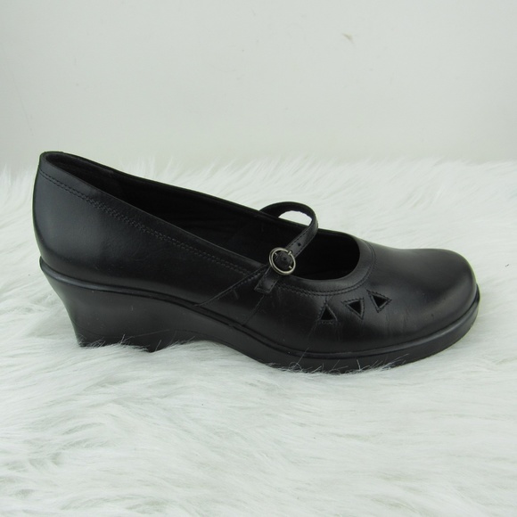 clarks women's mary janes